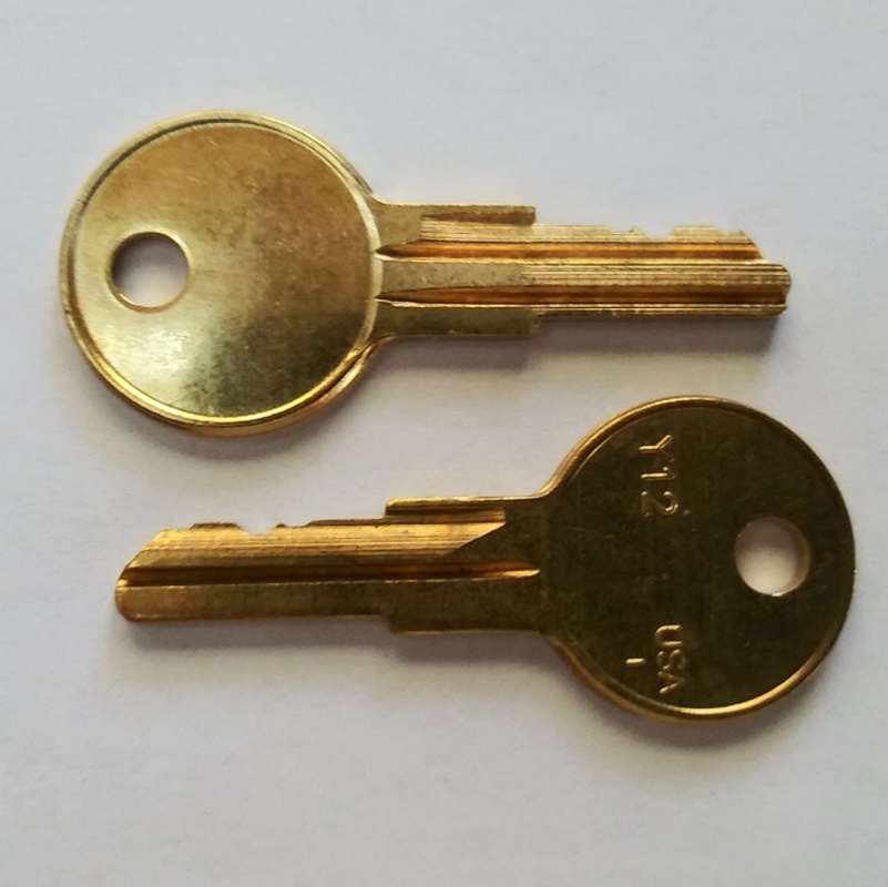 Airstream Compartment Doors Key GH005 (image for) Airstream Compartment Doors Key GH005